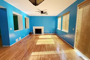 611 Charolotte Ln, Oswego, IL 60543 - Photo 3