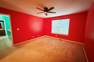 611 Charolotte Ln, Oswego, IL 60543 - Photo 9