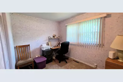 347 S Douglas Drive, Bradley, IL 60915 - Photo 7