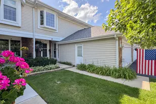 836 Golf Course Rd, Crystal Lake, IL 60014 - Photo 1