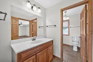 1142 S Cornell Ave, Villa Park, IL 60181 - Photo 23