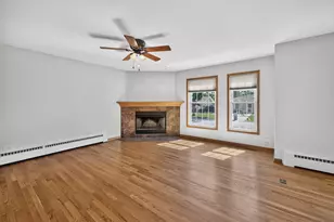 1142 S Cornell Ave, Villa Park, IL 60181 - Photo 3
