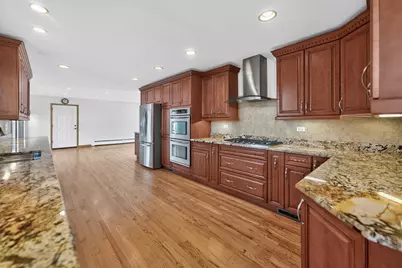 1142 S Cornell Avenue, Villa Park, IL 60181 - Photo 9
