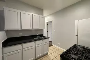3935 W Division St, Chicago, IL 60651 - Photo 9