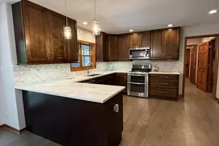 2841 Orange Brace Rd, Riverwoods, IL 60015 - Photo 3