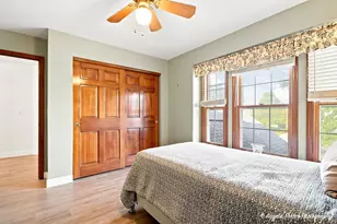 827 Stonebridge Ln, Crystal Lake, IL 60014 - Photo 23