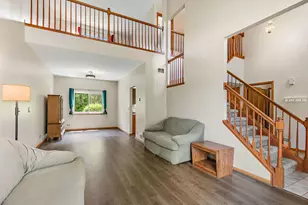 3880 Peartree Dr, Lake in the Hills, IL 60156 - Photo 5