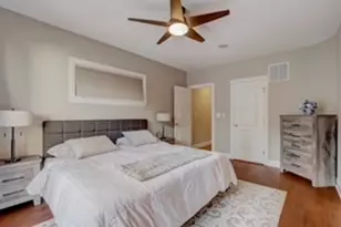 653 W Belmont Ave, Chicago, IL 60657 - Photo 9