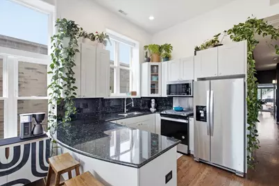 2448 N Southport Avenue #3, Chicago, IL 60614 - Photo 9