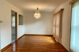 7150 N Crawford Ave, Lincolnwood, IL 60712 - Photo 7