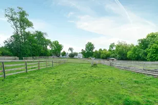 708 S Rose Farm Rd, Woodstock, IL 60098 - Photo 87