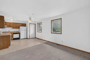 1036 Dupont Ave, Morris, IL 60450 - Photo 5