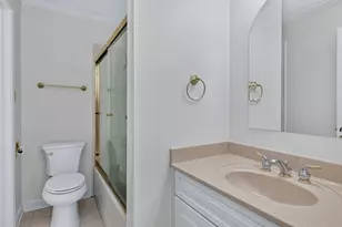 1753 Plymouth Ct, Wheaton, IL 60187 - Photo 9