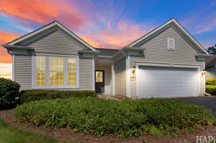 3142 Ravinia Cir, Mundelein, IL 60060 - Photo 1