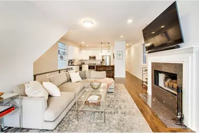 831 N Hermitage Avenue #1, Chicago, IL 60622 - Photo 3