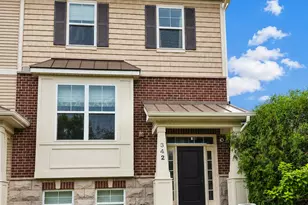 342 Western Ave, Des Plaines, IL 60016 - Photo 1