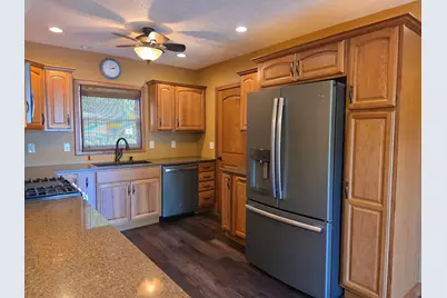 309 Maple Street, Prophetstown, IL 61277 - Photo 3