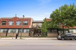 2943 N Lincoln Ave, Chicago, IL 60657 - Photo 1