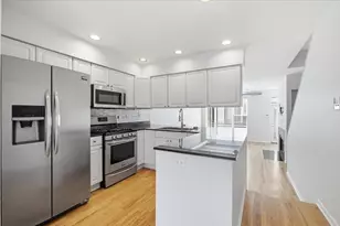 2943 N Lincoln Ave, Chicago, IL 60657 - Photo 7