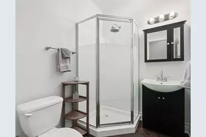 7358 N Damen Avenue #2N, Chicago, IL 60645 - Photo 13