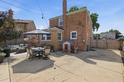 7734 W Glenlake Avenue, Chicago, IL 60631 - Photo 15