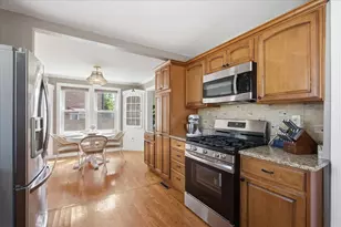 7734 W Glenlake Ave, Chicago, IL 60631 - Photo 7