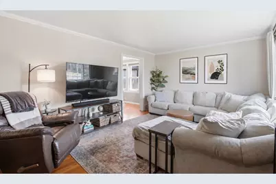 7734 W Glenlake Avenue, Chicago, IL 60631 - Photo 3