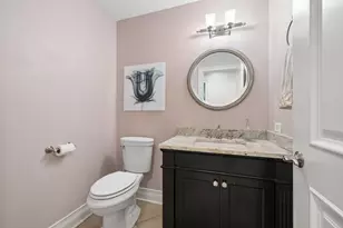 8425 Charleston Dr, Burr Ridge, IL 60527 - Photo 23