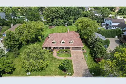 8425 Charleston Drive, Burr Ridge, IL 60527 - Photo 55