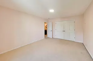 520 Hummingbird Ln, Deerfield, IL 60015 - Photo 25