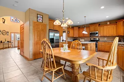 604 S Beverly Avenue, Addison, IL 60101 - Photo 5