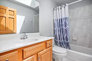 604 S Beverly Ave, Addison, IL 60101 - Photo 21