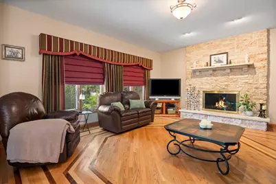 604 S Beverly Avenue, Addison, IL 60101 - Photo 7