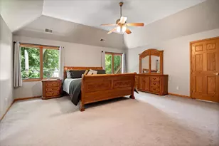 604 S Beverly Ave, Addison, IL 60101 - Photo 13
