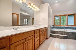 604 S Beverly Ave, Addison, IL 60101 - Photo 15