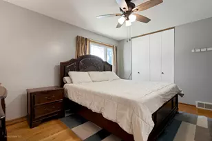 702 S School St, Lombard, IL 60148 - Photo 13