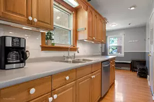 702 S School St, Lombard, IL 60148 - Photo 7