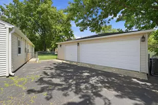 113 Parklawn Ct, Bolingbrook, IL 60440 - Photo 39