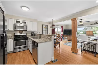 106 Queens Cove, Barrington, IL 60010 - Photo 7