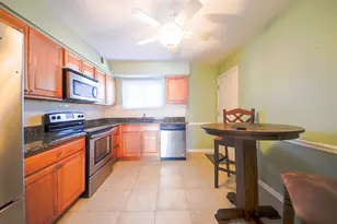 876 S Plum Grove Rd, Palatine, IL 60067 - Photo 7