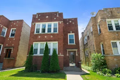 4135 W Melrose Street, Chicago, IL 60641 - Photo 1