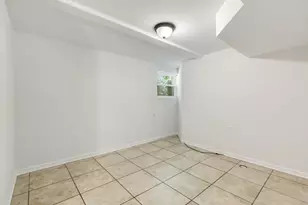 4135 W Melrose St, Chicago, IL 60641 - Photo 25