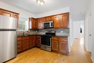 4135 W Melrose St, Chicago, IL 60641 - Photo 13