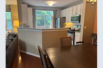 135 Tanglewood Drive #29, Glen Ellyn, IL 60137 - Photo 5
