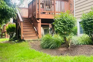 135 Tanglewood Dr, Glen Ellyn, IL 60137 - Photo 21