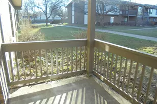 566 Somerset Ln, Crystal Lake, IL 60014 - Photo 1