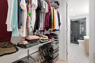 200 E Delaware Pl, Chicago, IL 60611 - Photo 15