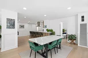 200 E Delaware Pl, Chicago, IL 60611 - Photo 7