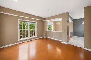 5451 McDonough Rd, Hoffman Estates, IL 60192 - Photo 5