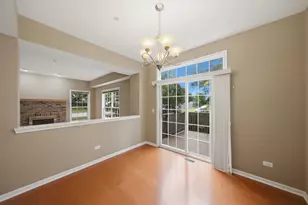 5451 McDonough Rd, Hoffman Estates, IL 60192 - Photo 11